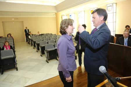 Imagen La alcaldesa de Bernuy, Yolanda Benito Muñoz, toma posesión como diputada provincial