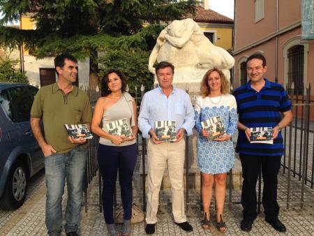 Imagen Aguilafuente recoge en un libro su memoria gráfica del siglo XX