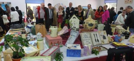 Imagen Palazuelos de Eresma, Bernardos y Villacastín acogen las tres primeras exposiciones de las Aulas de Manualidades
