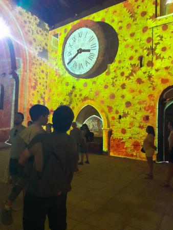 Imagen Horario de pases del video mapping
