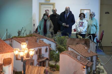 Imagen Miguel Ángel de Vicente visita los nacimientos ganadores del trigésimo quinto Concurso Provincial de Belenes