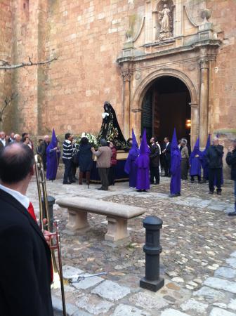 Imagen LA LLUVIA Y LAS PROCESIONES HAN COMPARTIDO PROTAGONISMO EN ESTA SEMANA SANTA