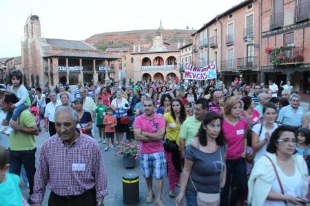 Imagen AYLLÓN SE CONCENTRA PARA HACER RUIDO CONTRA LA SORDERA DE LOS GESTORES SANITARIOS