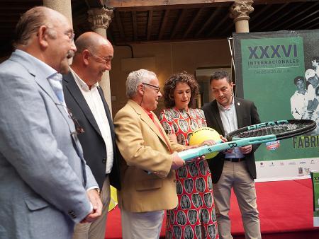 Imagen El Palacio Provincial, casa de todos los segovianos, pone sobre la pista la trigésima sexta edición del Open Castilla y León de Tenis