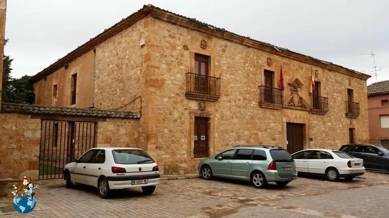 Imagen OFICINA DE TURISMO PALACIO OBISPO VELLOSILLO: MUSEO(MACOV) & BIBLIOTECA
