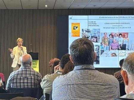Imagen La Diputación de Segovia presenta el Club de Lectura de los bibliobuses en el XI Congreso Nacional de Bibliobuses